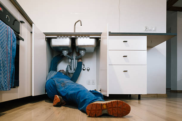 Professional Plumbing technician working in Cedarburg, WI